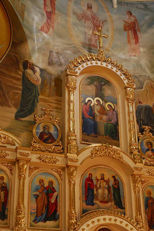 верхний ярус иконостаса